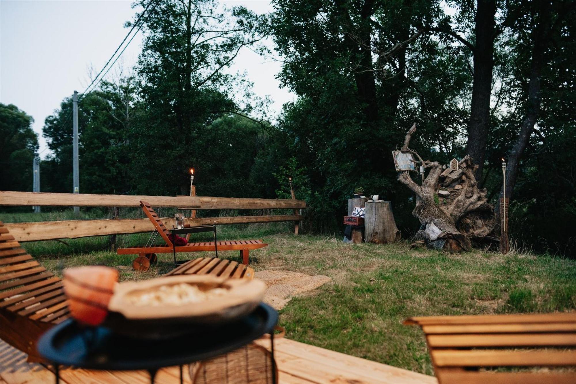 ホテル Restaurant A Penzion Na Cechach Korouhev エクステリア 写真